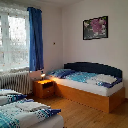 Guest house Privat Severka 3*